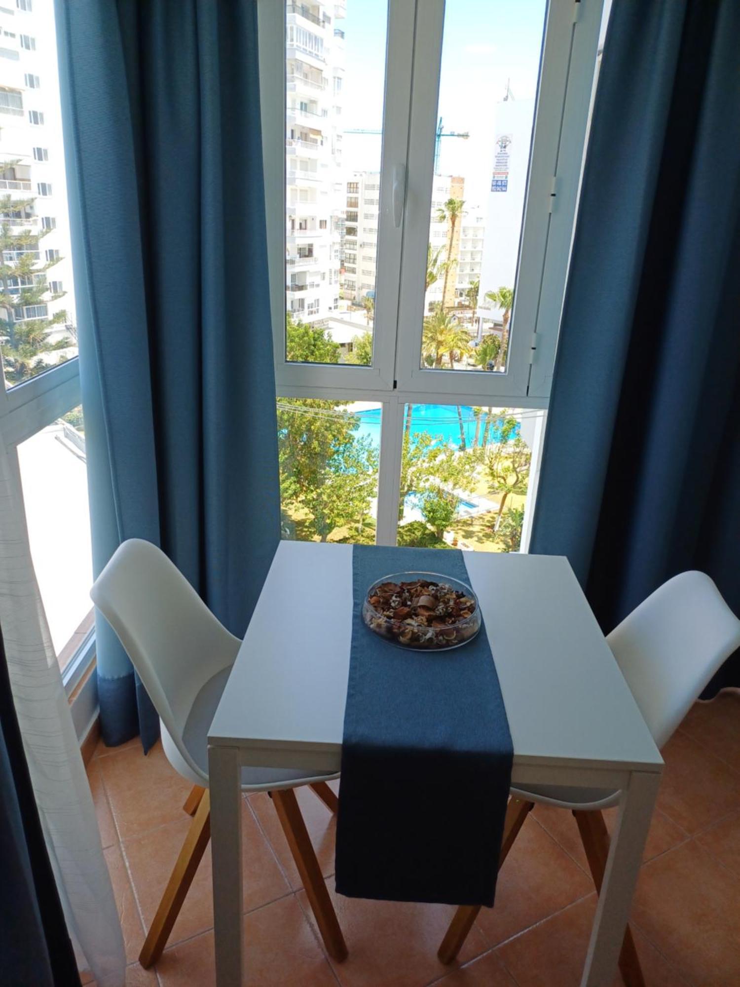 Luminoso Estudio Muy Cerca De La Playa Apartamento Benalmádena Exterior foto